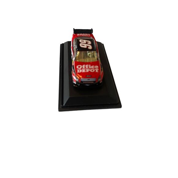 Motorsports Authentics Carl Edwards 2007 NASCAR Die-Cast Bristol Race Racecar - Picture 6 of 16
